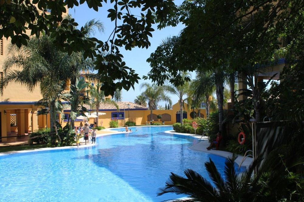 Los Naranjos Mar. Marbella Eksteriør billede