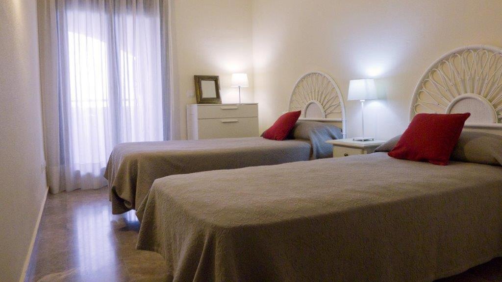 Los Naranjos Mar. Marbella Eksteriør billede